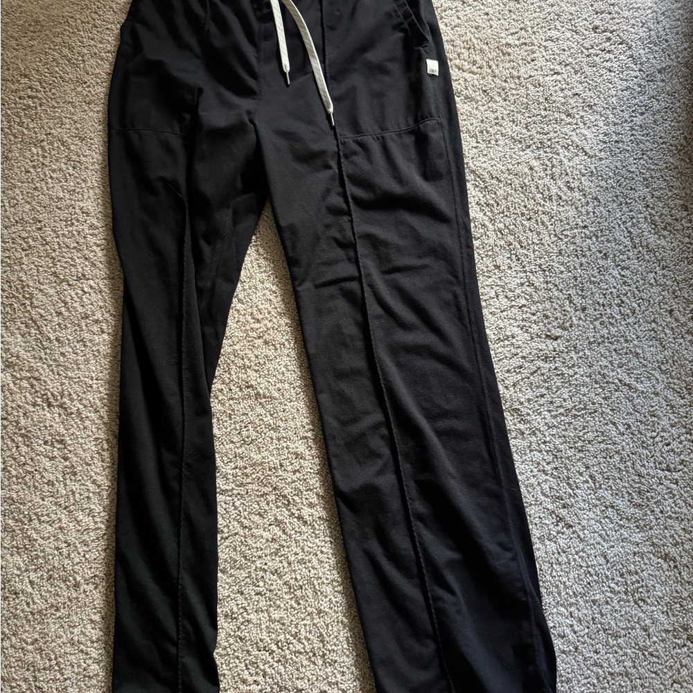 Vuori Black Boot Cut Flare Pants with Elastic Waistband